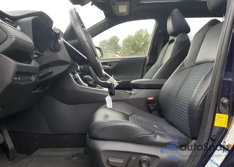 2020 Toyota Rav4 Xse z USA, uszkodzony, nr VIN JTMEWRFV7LD529065